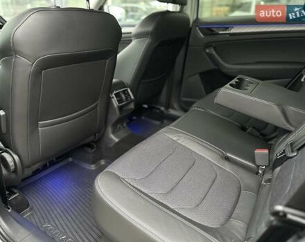 Белый Шкода Kodiaq, объемом двигателя 1.98 л и пробегом 131 тыс. км за 30990 $, фото 13 на Automoto.ua