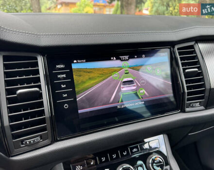 Белый Шкода Kodiaq, объемом двигателя 1.97 л и пробегом 147 тыс. км за 39990 $, фото 44 на Automoto.ua