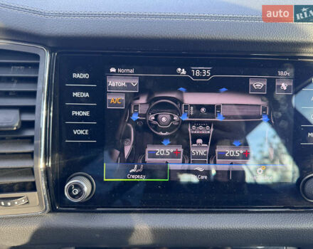 Белый Шкода Kodiaq, объемом двигателя 2 л и пробегом 45 тыс. км за 40999 $, фото 44 на Automoto.ua