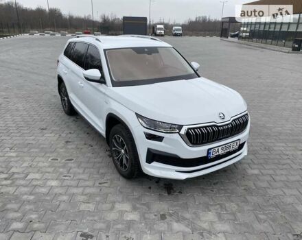 Белый Шкода Kodiaq, объемом двигателя 1.98 л и пробегом 27 тыс. км за 45000 $, фото 15 на Automoto.ua