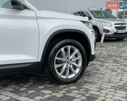 Белый Шкода Kodiaq, объемом двигателя 1.97 л и пробегом 29 тыс. км за 33600 $, фото 7 на Automoto.ua