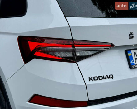 Білий Шкода Kodiaq, об'ємом двигуна 2 л та пробігом 154 тис. км за 37499 $, фото 16 на Automoto.ua