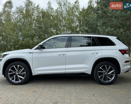Белый Шкода Kodiaq, объемом двигателя 1.97 л и пробегом 147 тыс. км за 39990 $, фото 10 на Automoto.ua