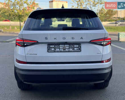 Белый Шкода Kodiaq, объемом двигателя 2 л и пробегом 45 тыс. км за 40999 $, фото 5 на Automoto.ua