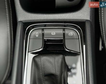 Белый Шкода Kodiaq, объемом двигателя 1.98 л и пробегом 131 тыс. км за 30990 $, фото 23 на Automoto.ua