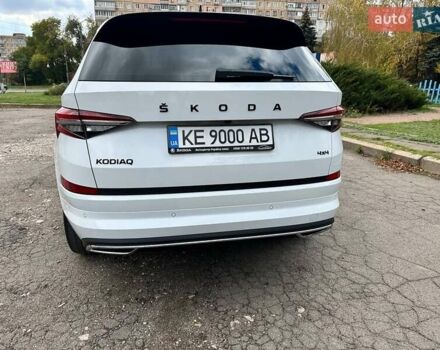 Белый Шкода Kodiaq, объемом двигателя 1.98 л и пробегом 64 тыс. км за 39000 $, фото 7 на Automoto.ua