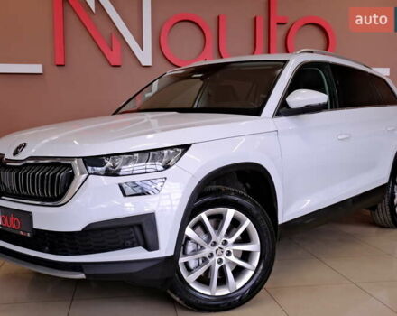 Шкода Kodiaq 2022 у Одесі на Automoto.ua Білий Шкода Kodiaq, об'ємом двигуна 2 л та пробігом 59 тис. км за 29900 $, фото 10 на Automoto.ua