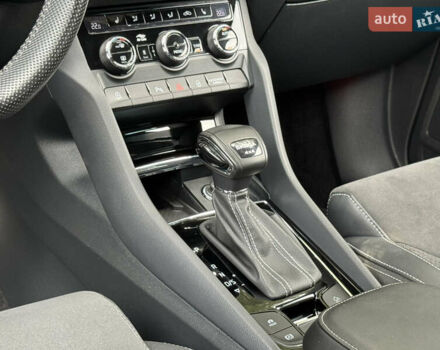 Белый Шкода Kodiaq, объемом двигателя 1.97 л и пробегом 147 тыс. км за 39990 $, фото 23 на Automoto.ua