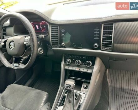 Белый Шкода Kodiaq, объемом двигателя 1.98 л и пробегом 64 тыс. км за 39000 $, фото 6 на Automoto.ua
