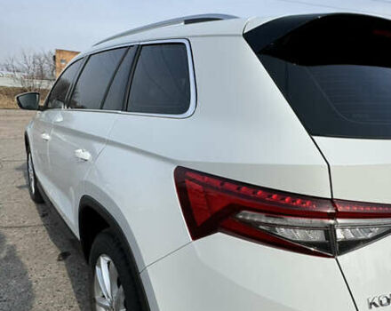 Белый Шкода Kodiaq, объемом двигателя 2 л и пробегом 9 тыс. км за 43900 $, фото 12 на Automoto.ua