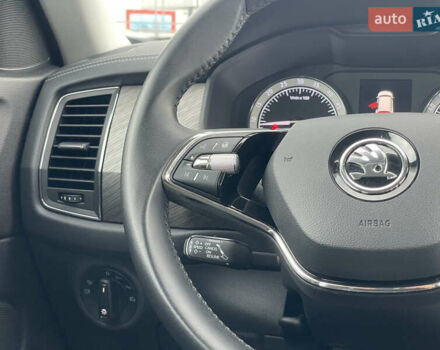 Белый Шкода Kodiaq, объемом двигателя 1.97 л и пробегом 29 тыс. км за 33600 $, фото 25 на Automoto.ua