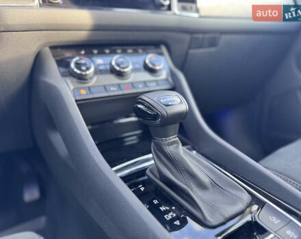 Белый Шкода Kodiaq, объемом двигателя 2 л и пробегом 45 тыс. км за 40999 $, фото 34 на Automoto.ua