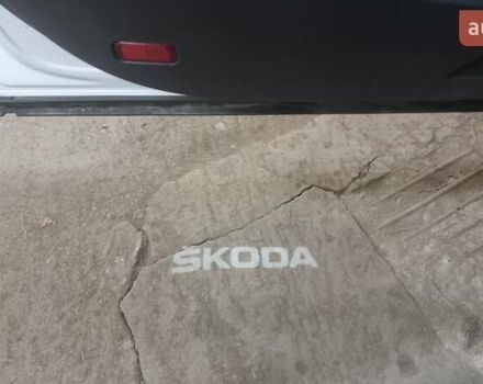 Білий Шкода Kodiaq, об'ємом двигуна 1.98 л та пробігом 209 тис. км за 23800 $, фото 10 на Automoto.ua