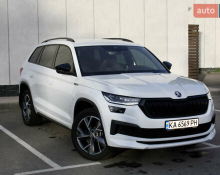 Белый Шкода Kodiaq, объемом двигателя 1.97 л и пробегом 22 тыс. км за 49500 $, фото 18 на Automoto.ua