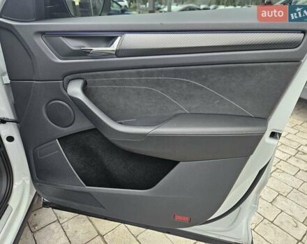 Білий Шкода Kodiaq, об'ємом двигуна 1.97 л та пробігом 25 тис. км за 43890 $, фото 34 на Automoto.ua
