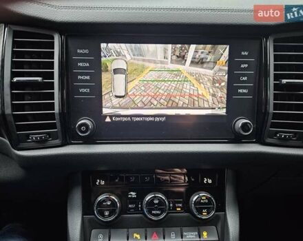 Білий Шкода Kodiaq, об'ємом двигуна 1.97 л та пробігом 25 тис. км за 43890 $, фото 44 на Automoto.ua