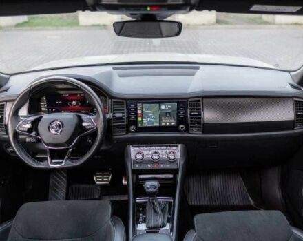 Білий Шкода Kodiaq, об'ємом двигуна 2 л та пробігом 33 тис. км за 39700 $, фото 11 на Automoto.ua