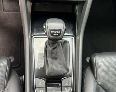 Шкода Kodiaq 2023 в Запорожье на Automoto.ua Белый Шкода Kodiaq, объемом двигателя 1.97 л и пробегом 47 тыс. км за 42900 $, фото 11 на Automoto.ua