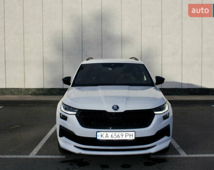 Белый Шкода Kodiaq, объемом двигателя 1.97 л и пробегом 22 тыс. км за 49500 $, фото 19 на Automoto.ua