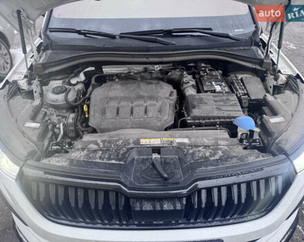 Белый Шкода Kodiaq, объемом двигателя 1.98 л и пробегом 16 тыс. км за 40700 $, фото 12 на Automoto.ua