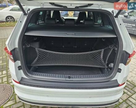 Білий Шкода Kodiaq, об'ємом двигуна 1.97 л та пробігом 25 тис. км за 43890 $, фото 29 на Automoto.ua