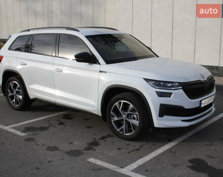 Белый Шкода Kodiaq, объемом двигателя 1.97 л и пробегом 24 тыс. км за 45100 $, фото 2 на Automoto.ua