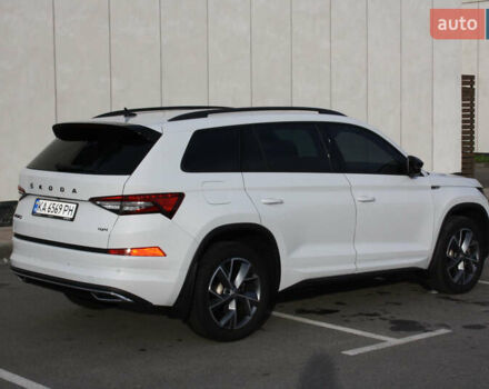 Белый Шкода Kodiaq, объемом двигателя 1.97 л и пробегом 24 тыс. км за 45100 $, фото 4 на Automoto.ua