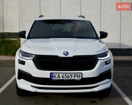 Белый Шкода Kodiaq, объемом двигателя 1.97 л и пробегом 22 тыс. км за 49500 $, фото 1 на Automoto.ua
