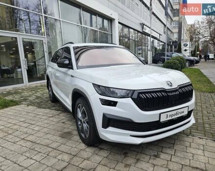 Білий Шкода Kodiaq, об'ємом двигуна 1.97 л та пробігом 25 тис. км за 43890 $, фото 3 на Automoto.ua