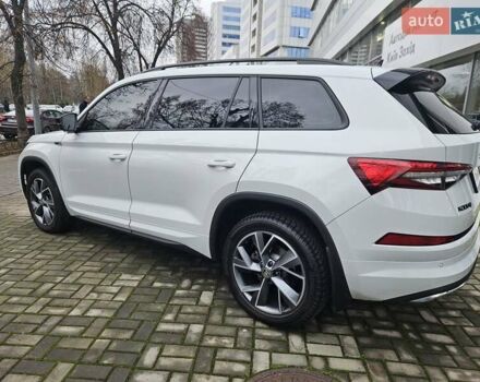 Білий Шкода Kodiaq, об'ємом двигуна 1.97 л та пробігом 25 тис. км за 43890 $, фото 11 на Automoto.ua
