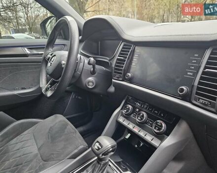 Білий Шкода Kodiaq, об'ємом двигуна 1.97 л та пробігом 25 тис. км за 43890 $, фото 37 на Automoto.ua