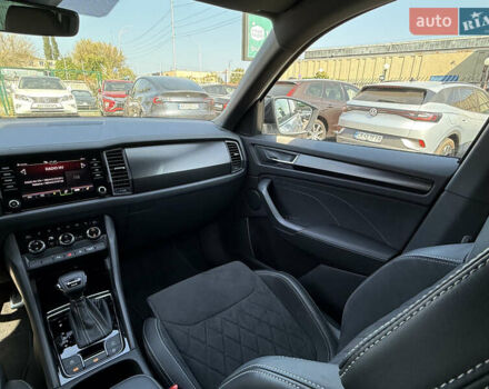 Білий Шкода Kodiaq, об'ємом двигуна 1.98 л та пробігом 13 тис. км за 40500 $, фото 20 на Automoto.ua
