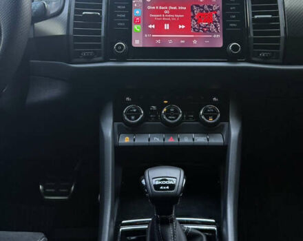 Белый Шкода Kodiaq, объемом двигателя 1.97 л и пробегом 5 тыс. км за 46800 $, фото 20 на Automoto.ua