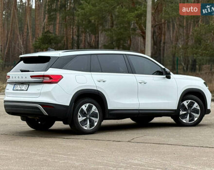 Белый Шкода Kodiaq, объемом двигателя 1.97 л и пробегом 22 тыс. км за 44500 $, фото 32 на Automoto.ua
