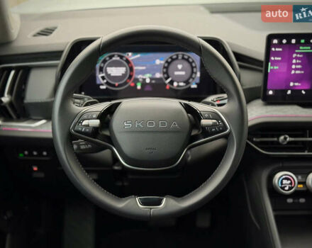 Белый Шкода Kodiaq, объемом двигателя 1.97 л и пробегом 22 тыс. км за 44500 $, фото 77 на Automoto.ua