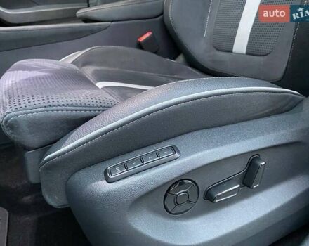 Белый Шкода Kodiaq, объемом двигателя 1.98 л и пробегом 7 тыс. км за 47999 $, фото 77 на Automoto.ua