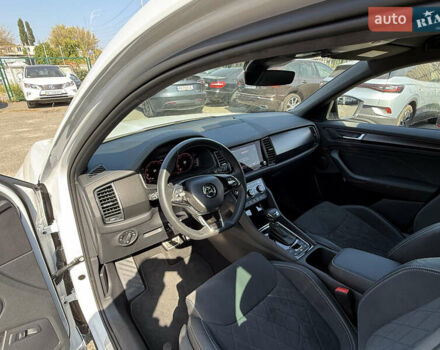Білий Шкода Kodiaq, об'ємом двигуна 1.98 л та пробігом 13 тис. км за 40500 $, фото 15 на Automoto.ua
