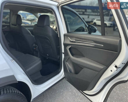 Білий Шкода Kodiaq, об'ємом двигуна 1.97 л та пробігом 20 тис. км за 44900 $, фото 48 на Automoto.ua