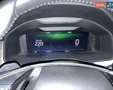 Белый Шкода Kodiaq, объемом двигателя 1.98 л и пробегом 45 тыс. км за 37500 $, фото 2 на Automoto.ua