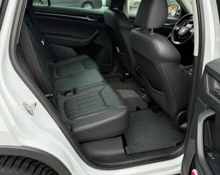 Белый Шкода Kodiaq, объемом двигателя 2 л и пробегом 30 тыс. км за 44000 $, фото 4 на Automoto.ua