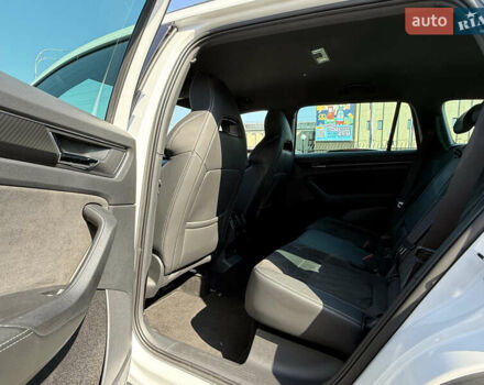 Білий Шкода Kodiaq, об'ємом двигуна 1.98 л та пробігом 13 тис. км за 40500 $, фото 26 на Automoto.ua