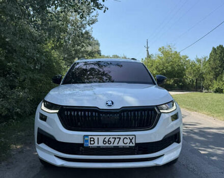 Белый Шкода Kodiaq, объемом двигателя 1.97 л и пробегом 5 тыс. км за 46800 $, фото 1 на Automoto.ua