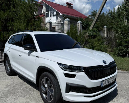 Белый Шкода Kodiaq, объемом двигателя 1.97 л и пробегом 5 тыс. км за 46800 $, фото 5 на Automoto.ua