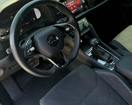 Белый Шкода Kodiaq, объемом двигателя 1.97 л и пробегом 5 тыс. км за 46800 $, фото 14 на Automoto.ua