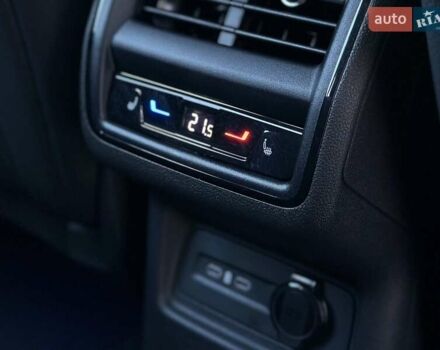 Белый Шкода Kodiaq, объемом двигателя 1.98 л и пробегом 5 тыс. км за 41312 $, фото 11 на Automoto.ua