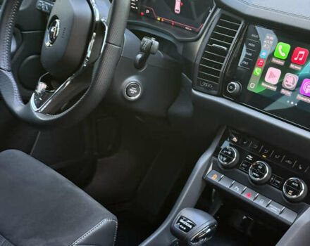 Белый Шкода Kodiaq, объемом двигателя 1.97 л и пробегом 5 тыс. км за 46800 $, фото 22 на Automoto.ua