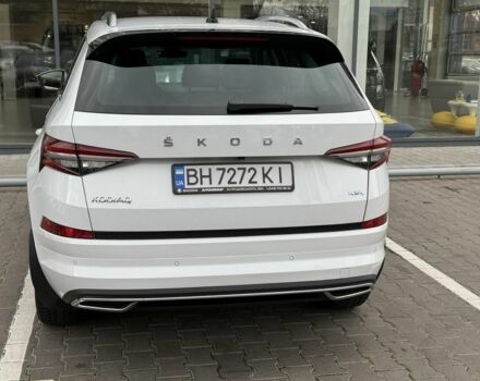 Белый Шкода Kodiaq, объемом двигателя 2 л и пробегом 30 тыс. км за 44000 $, фото 3 на Automoto.ua