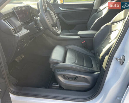 Білий Шкода Kodiaq, об'ємом двигуна 1.97 л та пробігом 20 тис. км за 44900 $, фото 78 на Automoto.ua