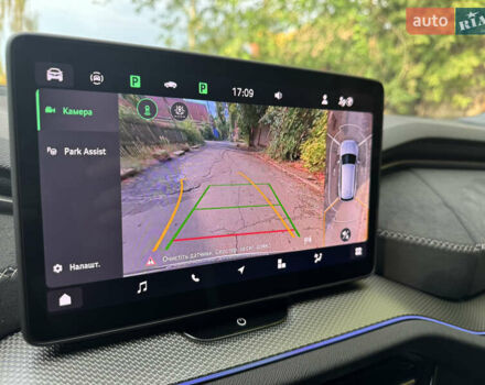 Шкода Kodiaq 2024 в Кривом Роге на Automoto.ua Белый Шкода Kodiaq, объемом двигателя 1.98 л и пробегом 18 тыс. км за 46500 $, фото 24 на Automoto.ua