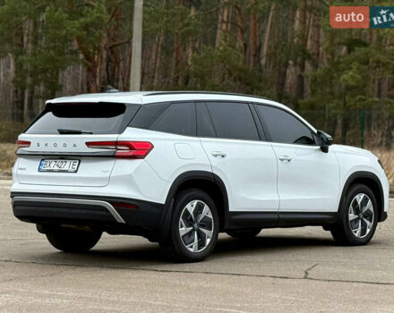 Белый Шкода Kodiaq, объемом двигателя 1.97 л и пробегом 22 тыс. км за 44500 $, фото 38 на Automoto.ua